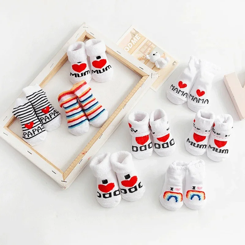 春夏ベビーガールズボーイズ綿ソフト暖かい靴下新生児幼児レター - Baby Products Website のレビューと価格