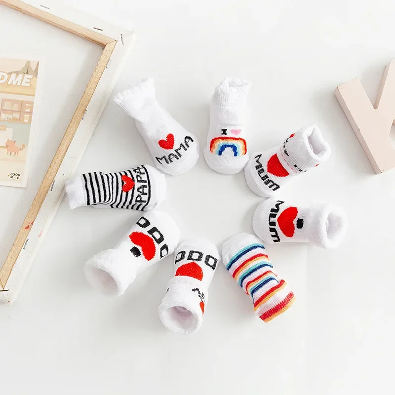 春夏ベビーガールズボーイズ綿ソフト暖かい靴下新生児幼児レター - Baby Products Website のレビューと価格